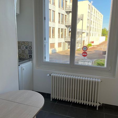 Un Studio Dans La Residence Sjt Alençon Exteriér fotografie