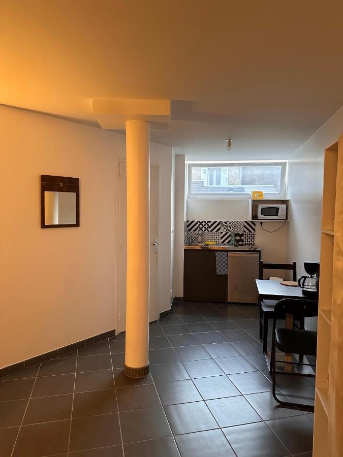 Un Studio Dans La Residence Sjt Alençon Exteriér fotografie