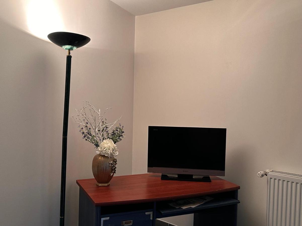 Un Studio Dans La Residence Sjt Alençon Exteriér fotografie