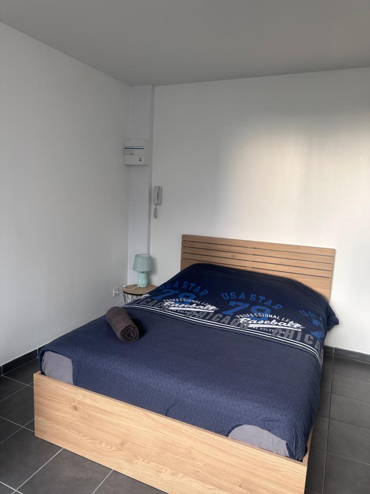 Un Studio Dans La Residence Sjt Alençon Exteriér fotografie